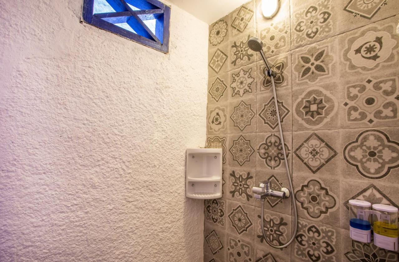 Santorini Beach Resort Gili Trawangan Zewnętrze zdjęcie